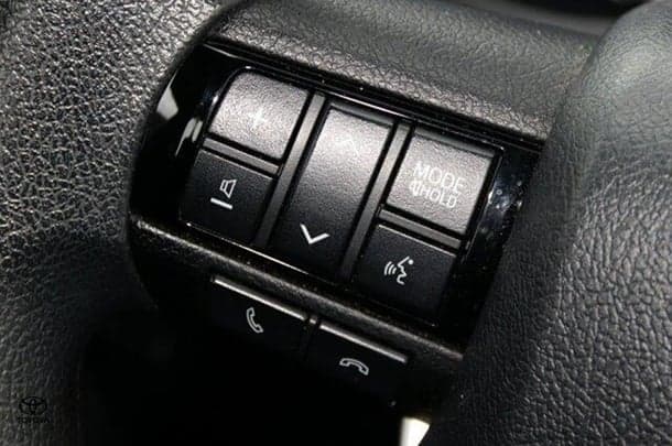 2020 Toyota Hilux 4x2 Workmate image 8