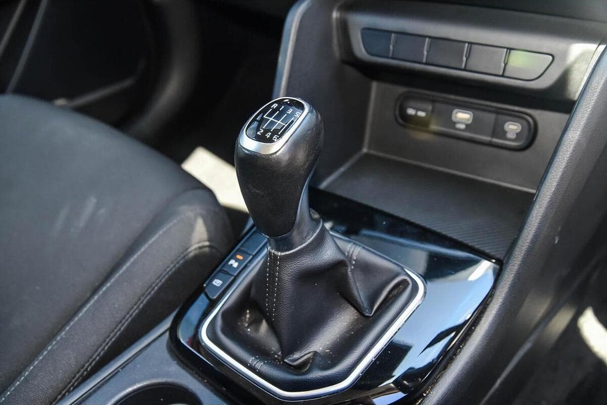 2025 Kia Sportage SX Manual FWD MY25 image 15