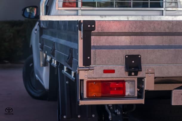 2024 TOYOTA Hilux 4x2 Workmate image 19