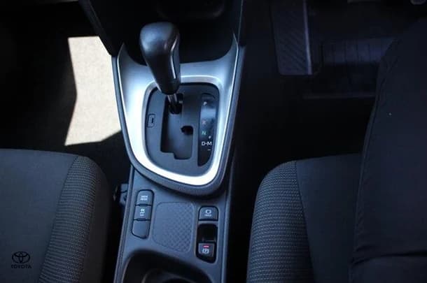 2023 Toyota Yaris Cross GX image 18