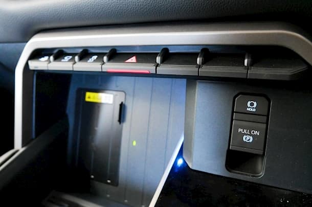 2023 Toyota Tundra Limited image 16