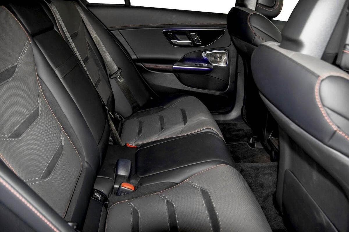 2024 Mercedes-Benz C-Class C63 AMG S E Performance Auto 4MATIC+ image 8