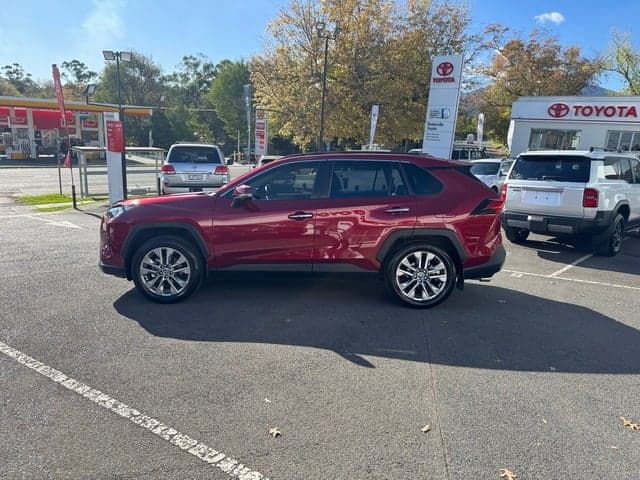 2023 Toyota RAV4 Cruiser 2WD image 4