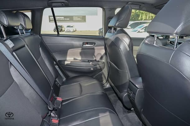 2023 Toyota Corolla Cross Atmos image 7