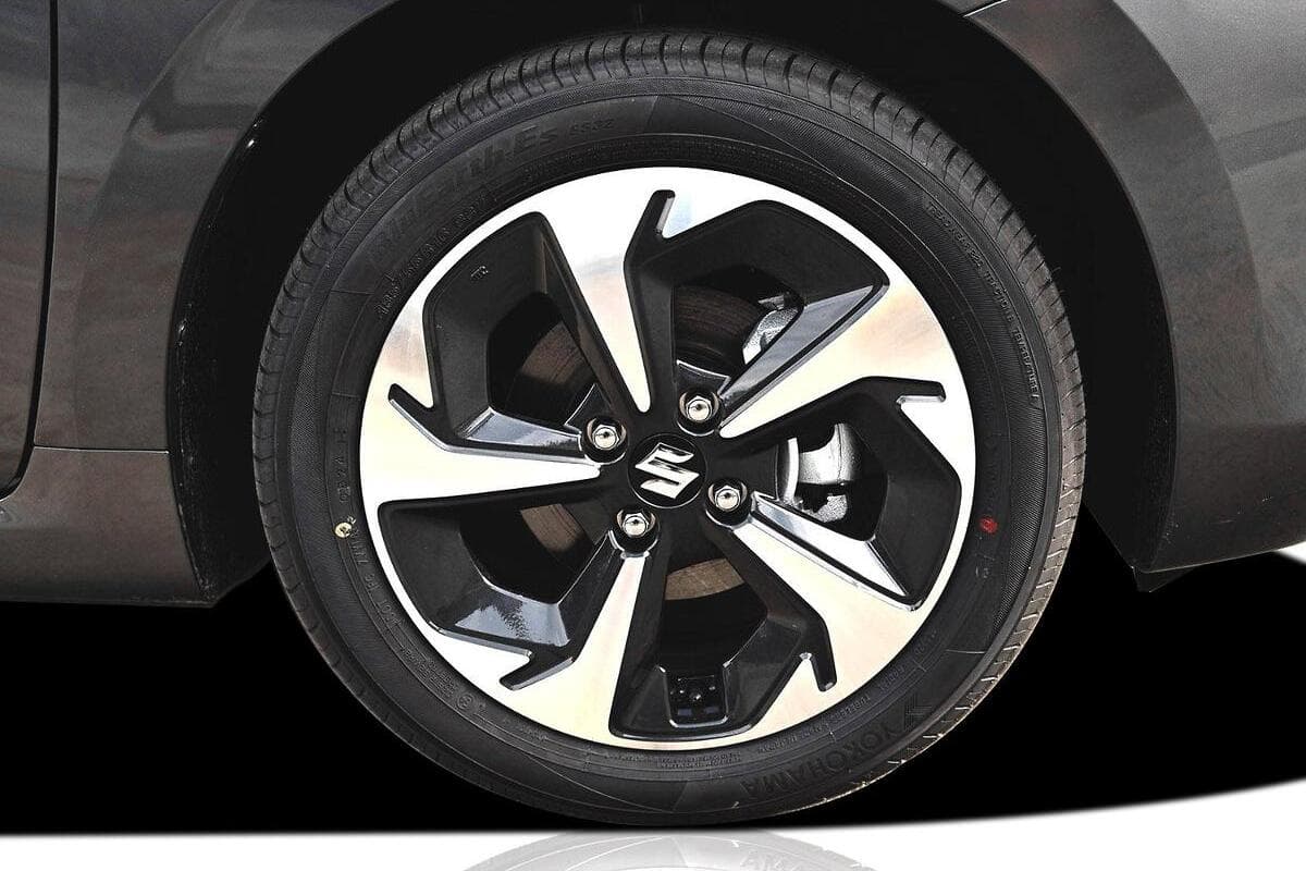 2024 Suzuki Swift Hybrid GLX Auto image 18