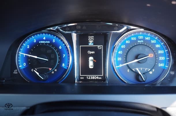 2016 Toyota Camry Atara S image 17