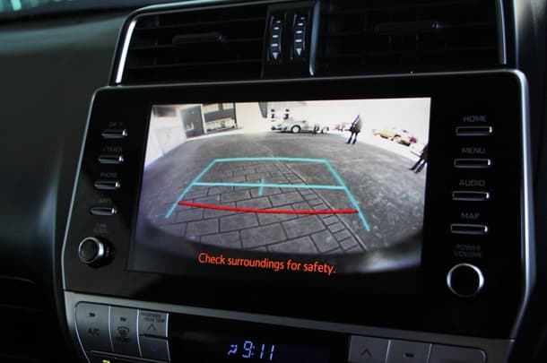 2023 Toyota Prado GXL image 13