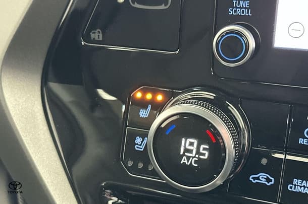2021 Toyota Kluger AWD GRANDE image 27