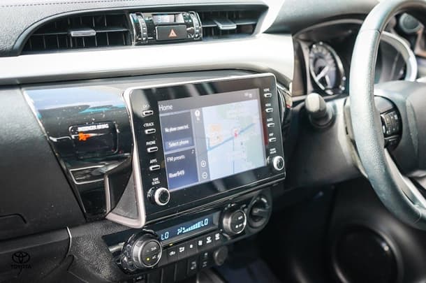 2023 Toyota HILUX SR5 image 22