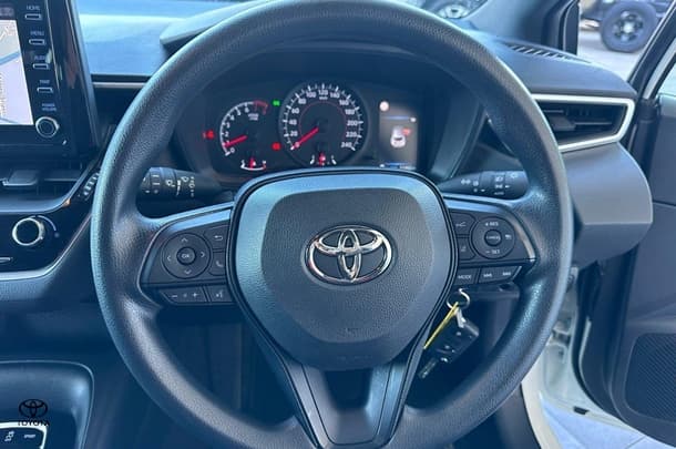 2018 Toyota Corolla Ascent Sport image 18