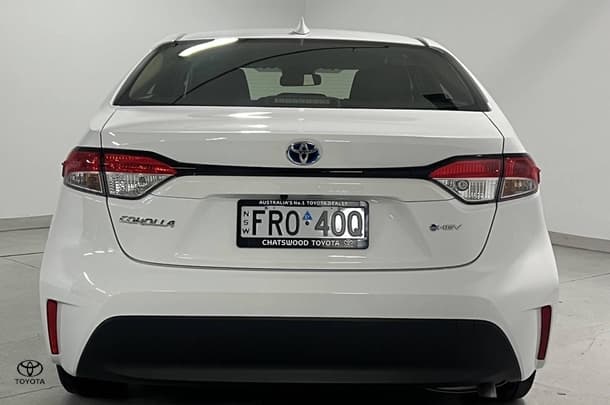 2024 Toyota Corolla Sedan Hybrid Ascent Sport image 7