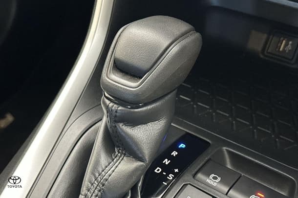 2023 Toyota Rav4 Hybrid GX-2WD image 26