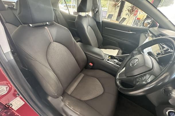 2019 Toyota Camry Ascent Sport image 20