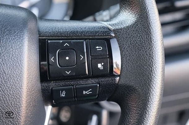 2021 Toyota Hilux 4x2 Workmate image 13