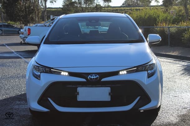 2020 Toyota Corolla Hatch Hybrid Ascent Sport image 7