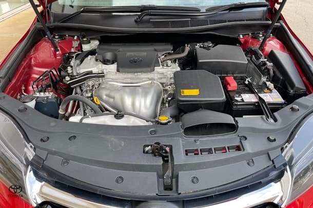 2016 Toyota Camry Atara S image 27