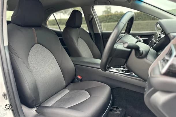 2018 Toyota Camry Hybrid Ascent Sport image 10