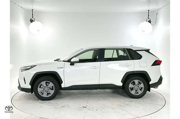 2023 Toyota Rav4 Hybrid GX AWD image 8