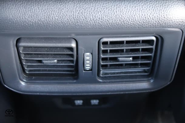 2021 Toyota RAV4 Hybrid GXL-2WD image 30