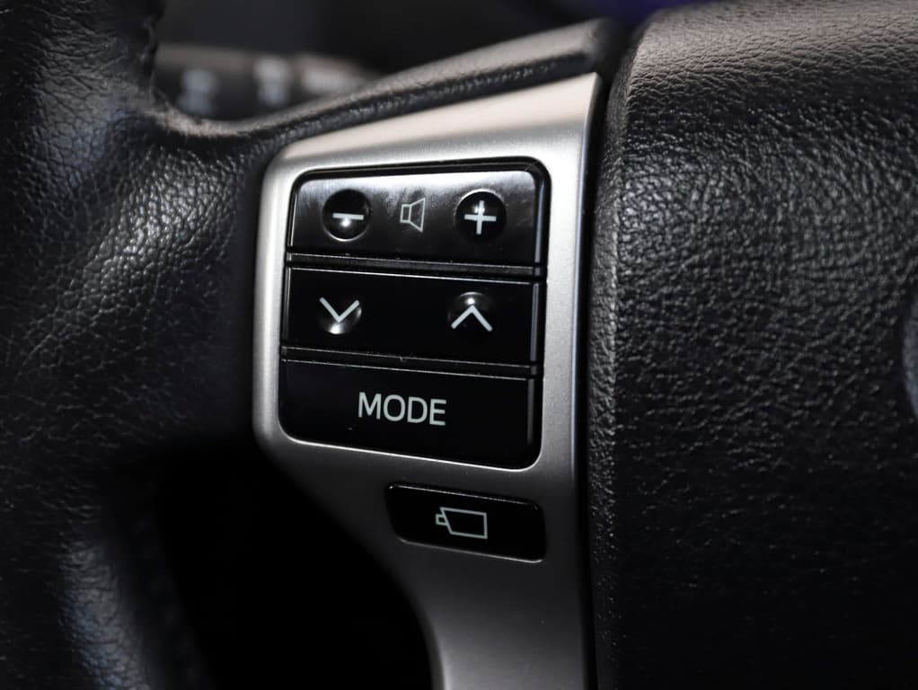 2017 Toyota Prado Kakadu image 11