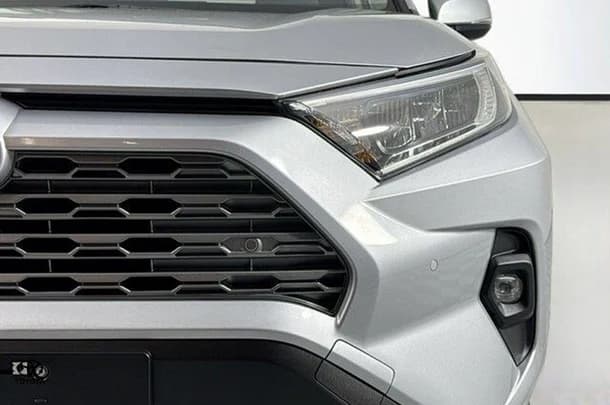 2022 Toyota RAV4 GXL image 3