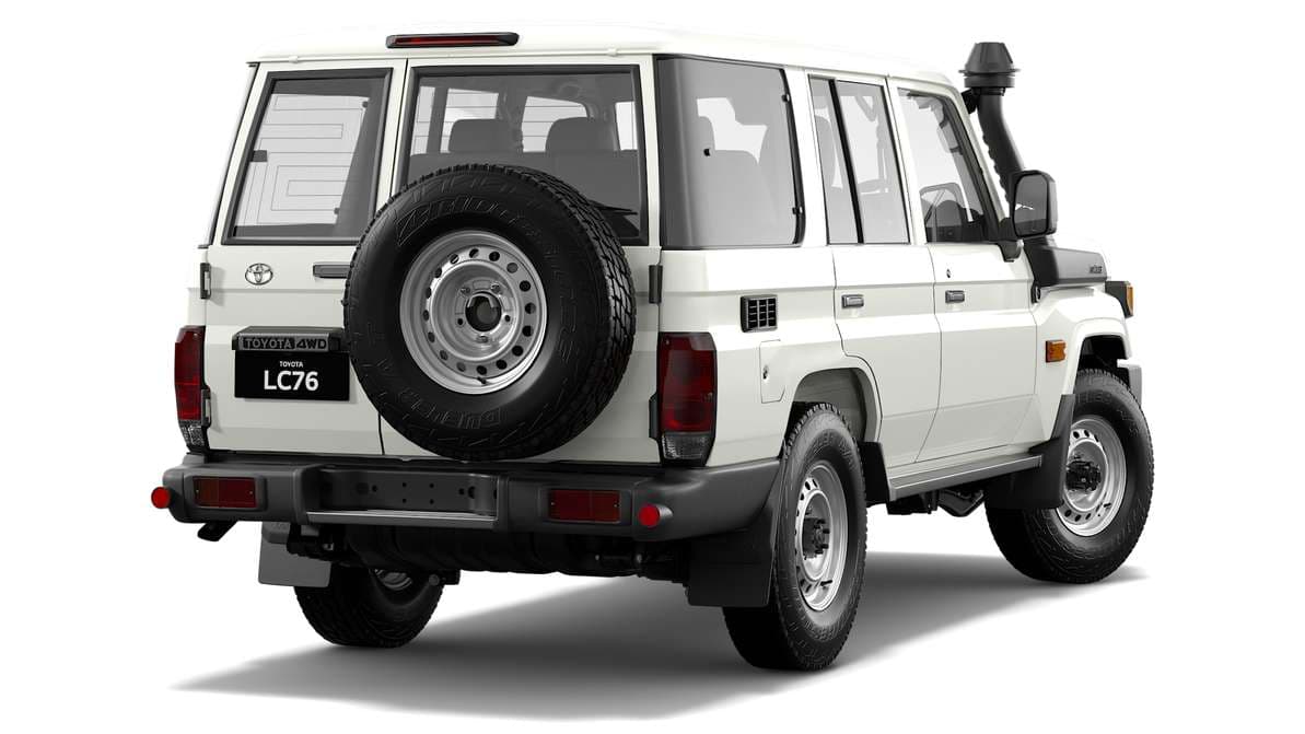 2025 Toyota LandCruiser 76 WorkMate Wagon image 3