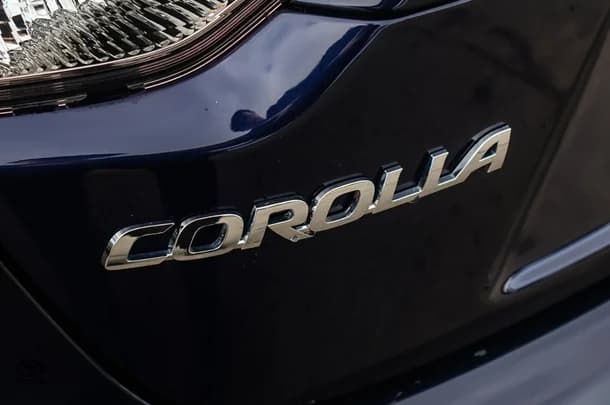 2023 Toyota Corolla Sedan Hybrid Ascent Sport image 14