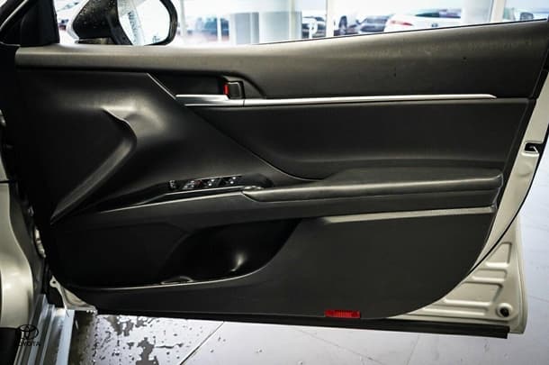 2019 Toyota Camry Hybrid Ascent image 14