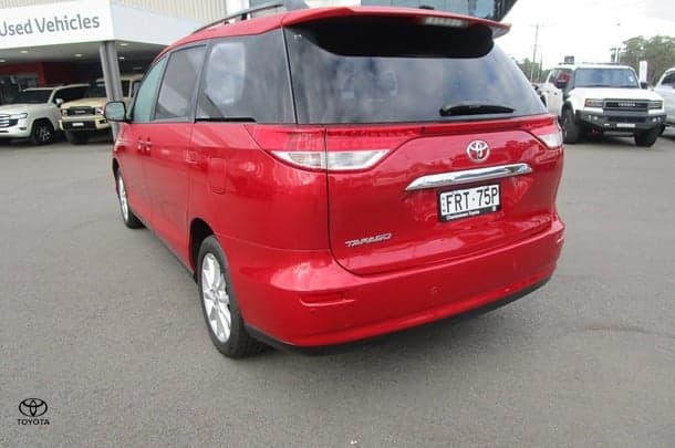 2019 Toyota Tarago GLX image 6