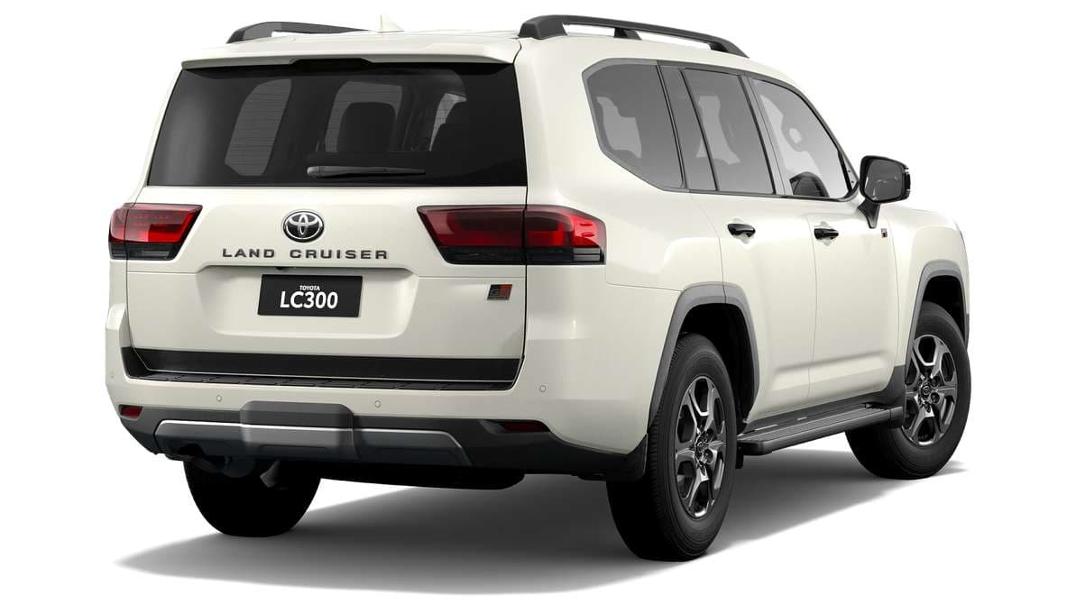 2025 Toyota LandCruiser 300 GR Sport Automatic image 3