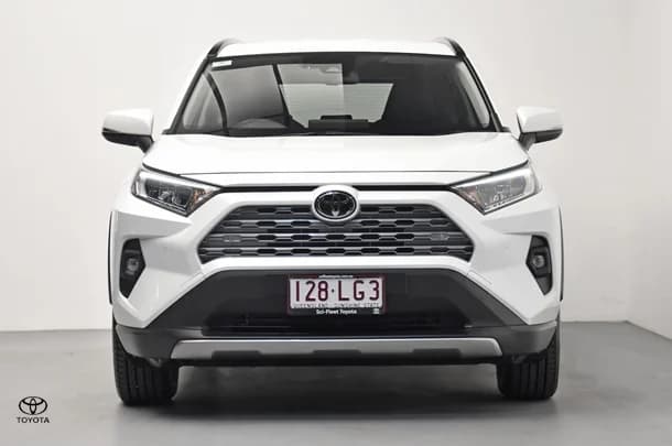 2024 Toyota RAV4 GXL-2WD image 2