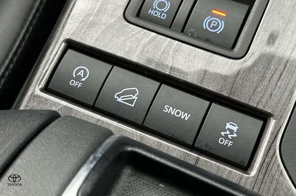 2021 Toyota Kluger AWD GRANDE image 37