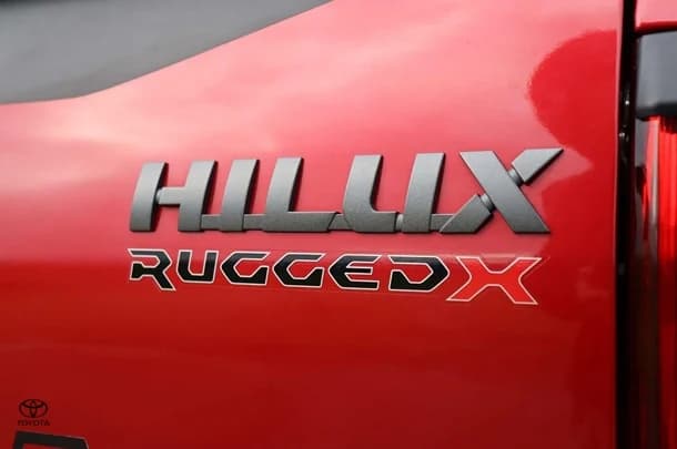 2018 Toyota Hilux 4x4 Rugged X image 28