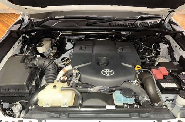 2023 Toyota Hilux SR5 image 27