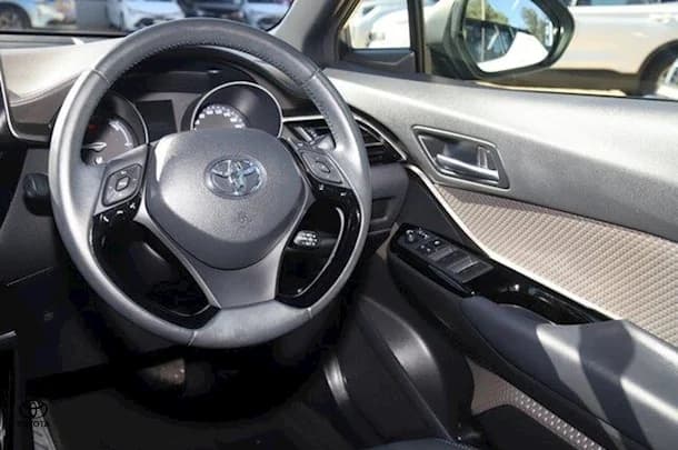2020 Toyota C-HR Koba image 7