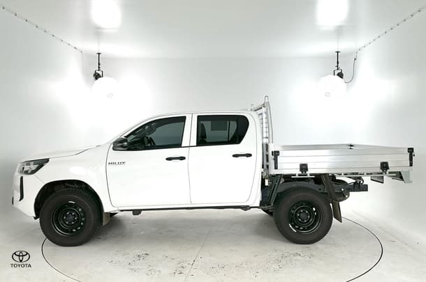 2024 Toyota Hilux Workmate image 7