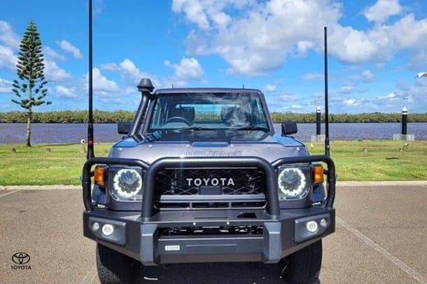 2023 Toyota LC Military GXL image 2