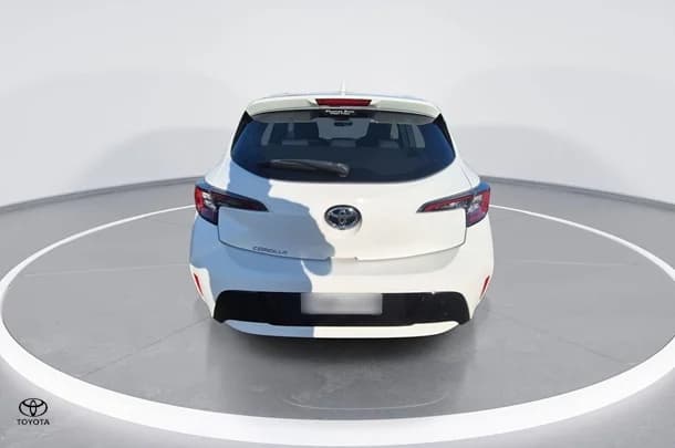 2020 Toyota Corolla Ascent Sport image 2