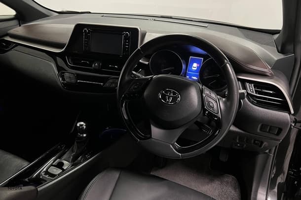 2017 Toyota C-HR Koba 2WD image 11