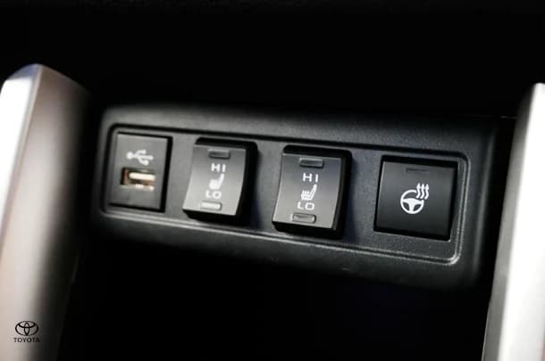 2023 Toyota Corolla Cross HV Atmos image 11