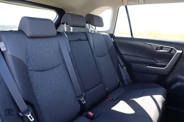 2023 Toyota RAV4 Hybrid GXL AWD image 19