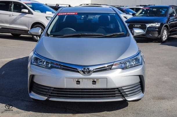 2018 Toyota Corolla Sedan Ascent image 3