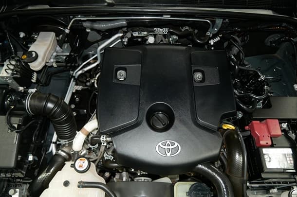 2017 Toyota Hilux 4x4 SR5 image 23