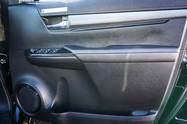 2022 Toyota Hilux 4x4 Rogue image 12