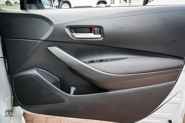 2024 Toyota Corolla Sedan Hybrid Ascent Sport image 12