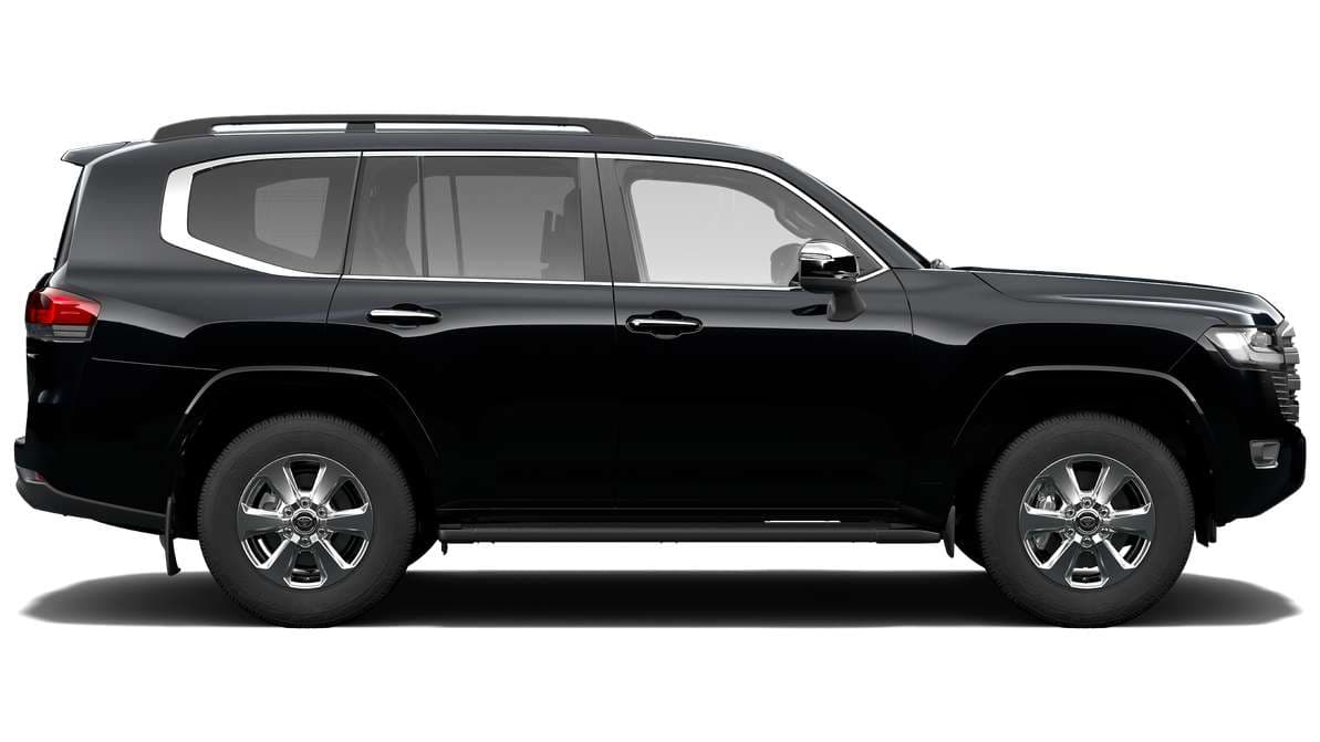 2025 Toyota LandCruiser 300 Sahara Automatic image 2
