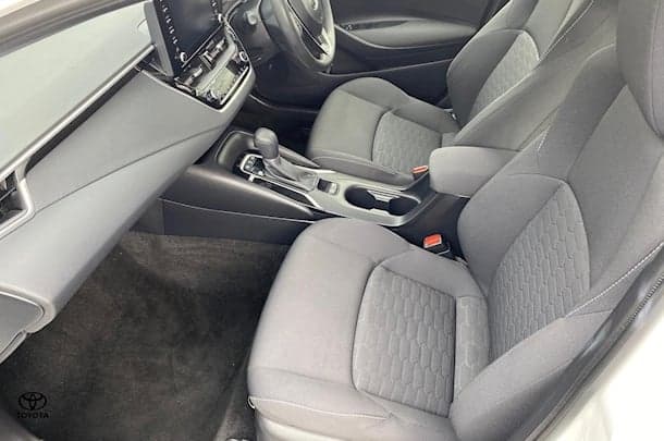 2021 Toyota Corolla Hatch Hybrid Ascent Sport image 8