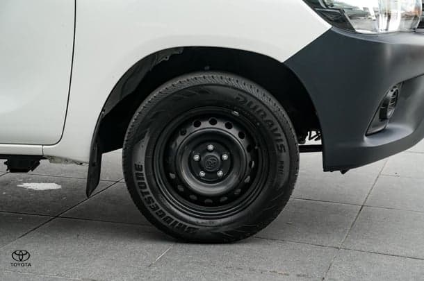 2019 Toyota HILUX Workmate image 20