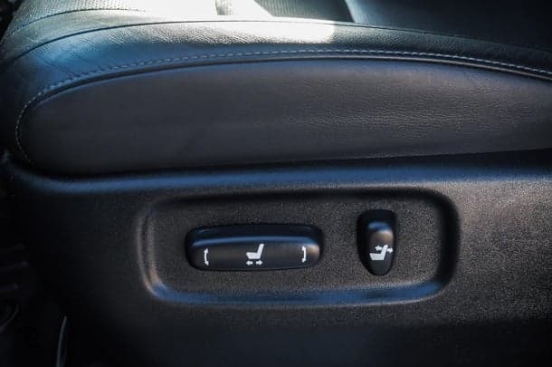 2021 Toyota Landcruiser VX image 27