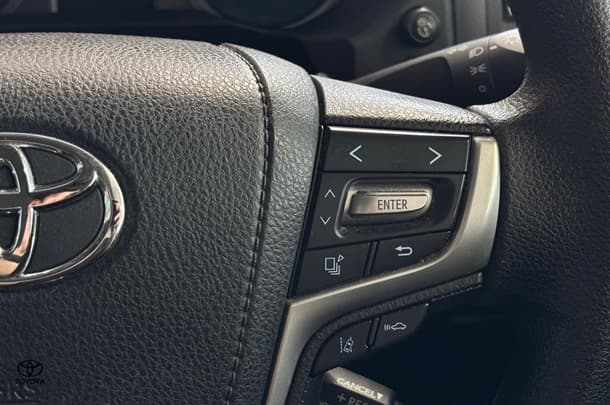 2020 Toyota Prado GX image 8
